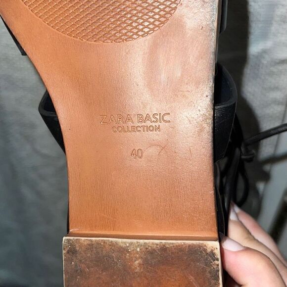 Black Zara Basic Collection Gladiator sandals, size 9.5 - Picture 7 of 7